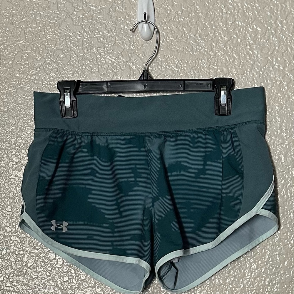 Under Armour Green Athletic Shorts Moisture-Wicking Lightweight